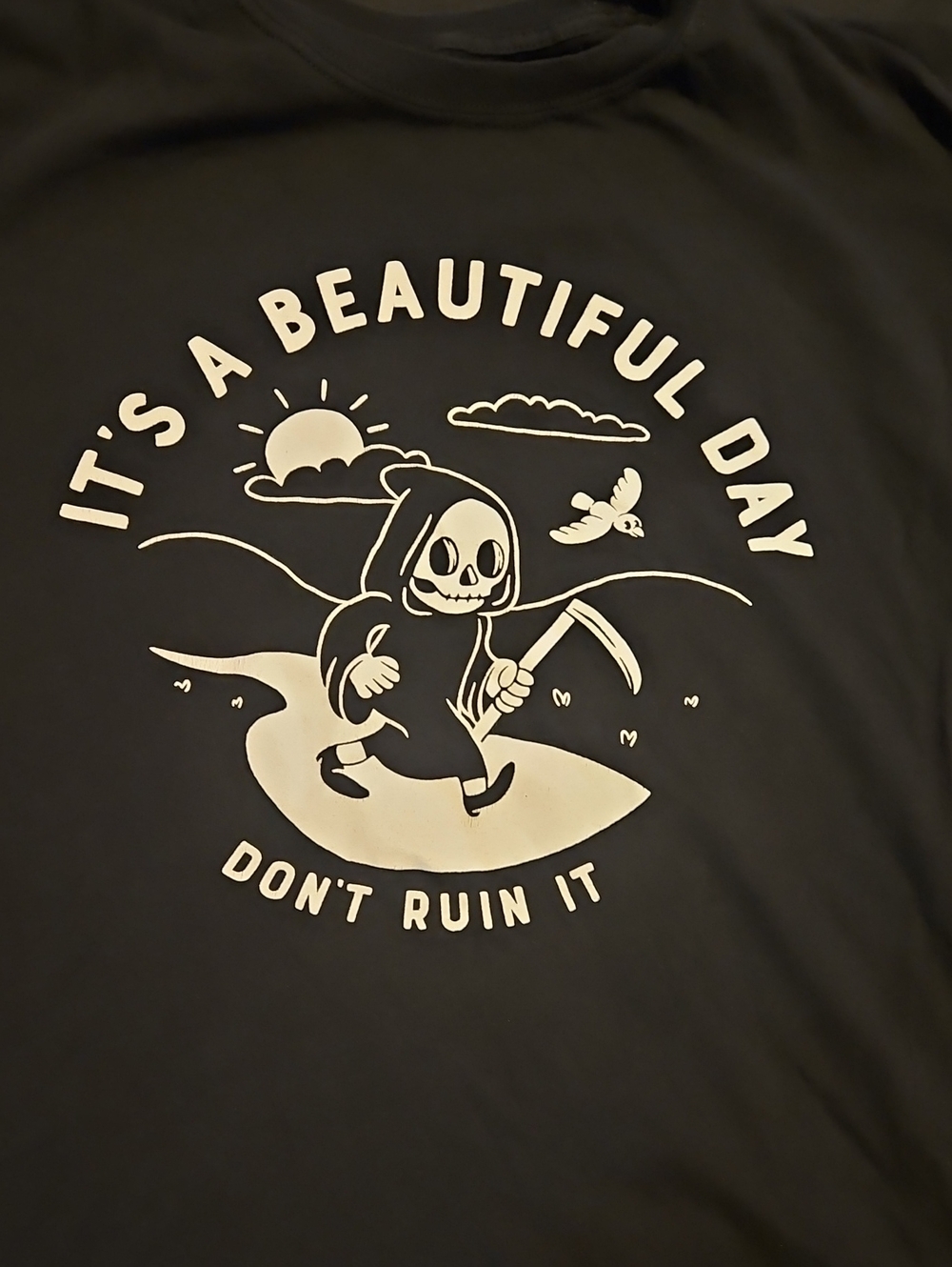 Hot Topic Beautiful Day Grim Reaper Tshirt XL